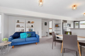 Orewa Estuary Retreat - Orewa Downstairs Holiday Unit